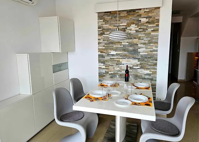 With Parking Space Njivice, Krk - 23573 Daire *